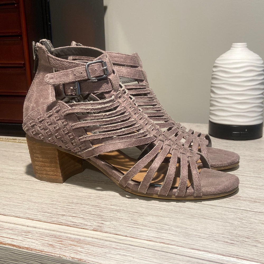 Not rated heels